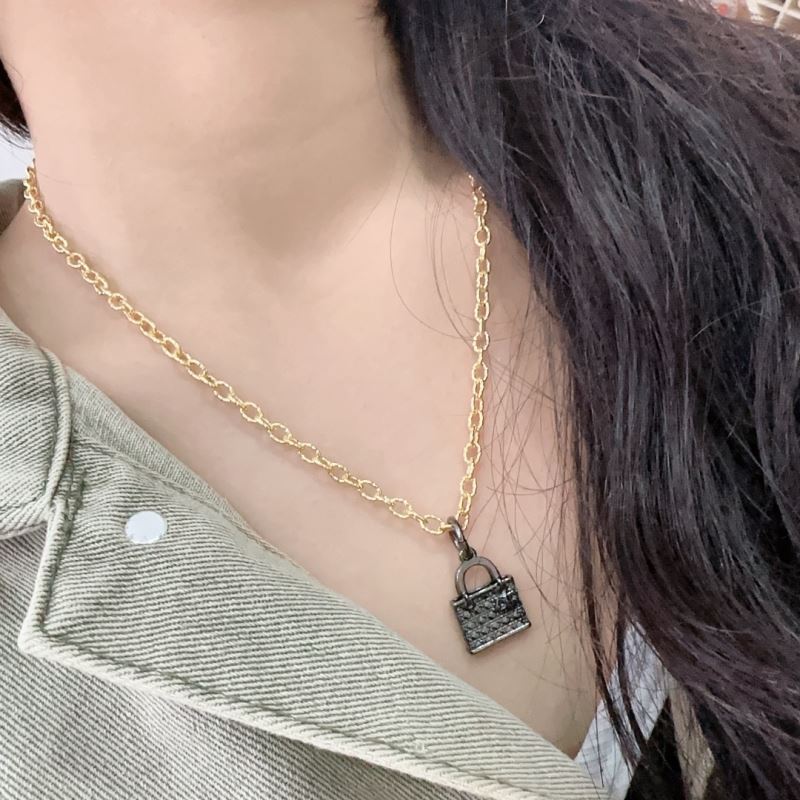 chr1st1an D10r necklaces